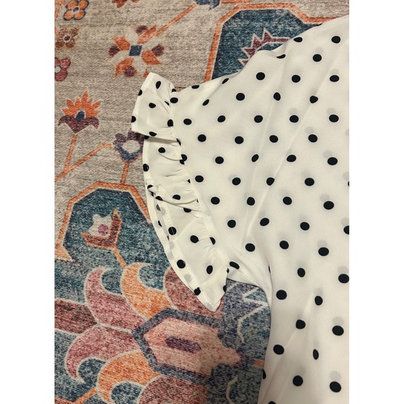 NWT white black polka dot vneck ruffle short sleeve blouse old money staple‎ top - Picture 4 of 8